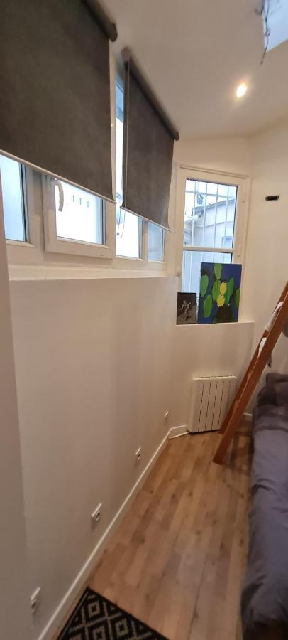 Cosy Studio In Montmartre Paris Bagian luar foto